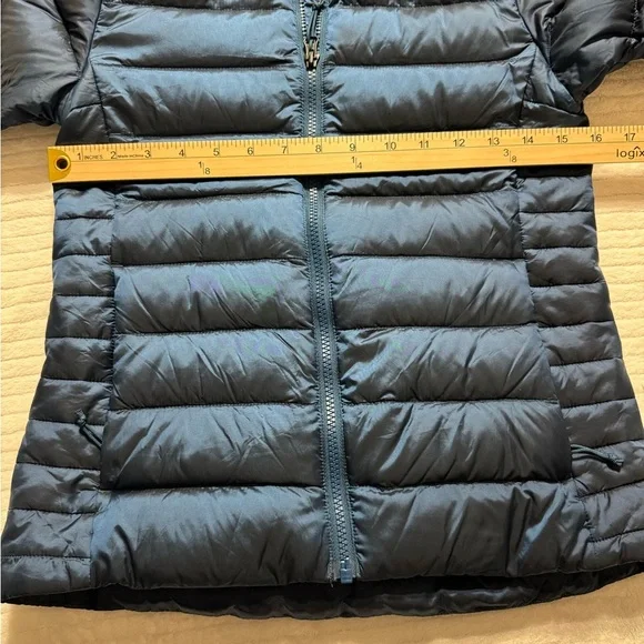 The North FaceSize:XS Women's Dark Blue Puffer Jacket - Picture 8 of 11